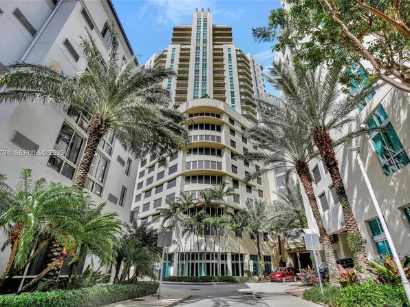 9055 SW 73rd Ct, Miami, FL
