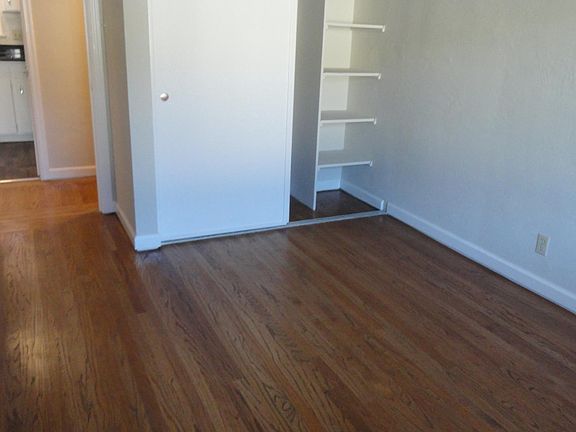 4th image of 1115 Sir Francis Drake Blvd #3
