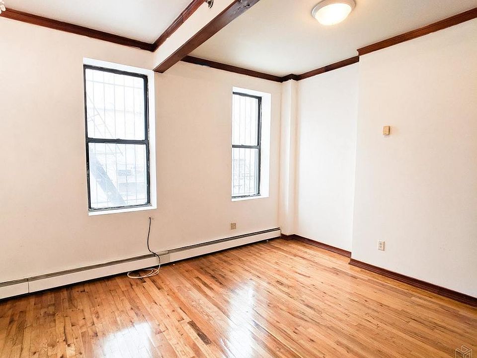 2nd image of 36 5th Ave APT 1