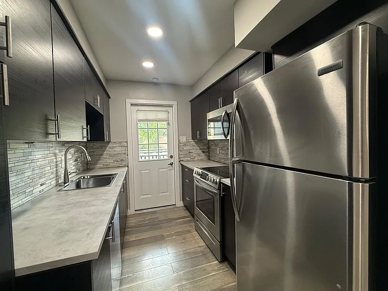 8299 Kingsbrook Rd #280 — Photo 12