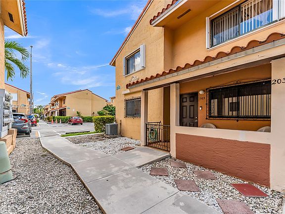 3rd image of 2765 W 61st Pl APT 103