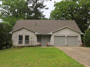 1027 Burning Tree Rd, Humble, TX 77339
