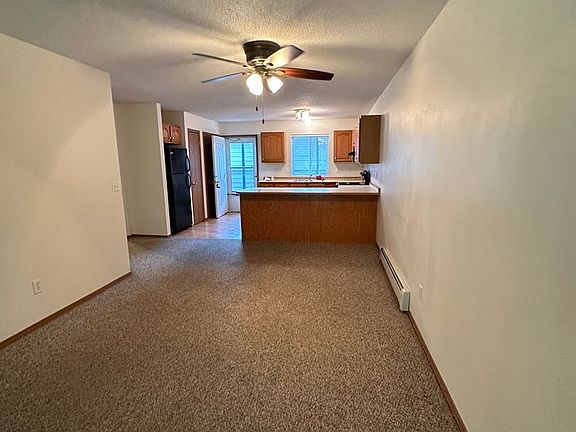 3rd image of 155 Stuttgart Dr #2