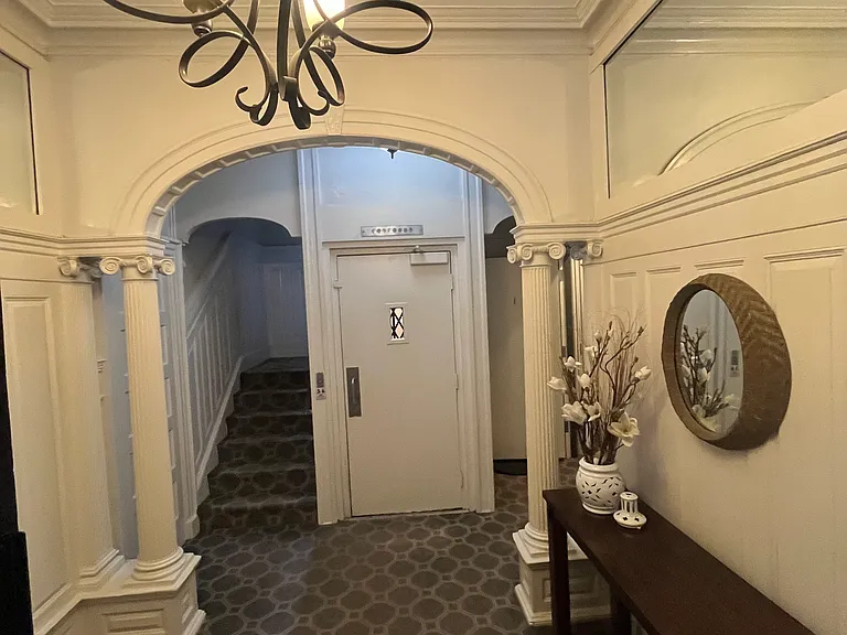 386 Commonwealth Ave #63 — Photo 16