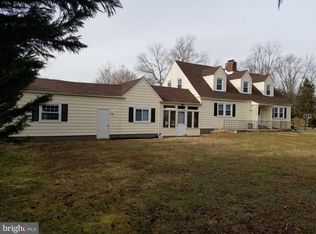 4209 Bridgeboro Rd, Moorestown, NJ 08057