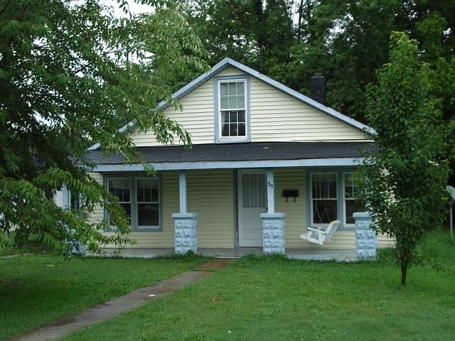 1st image of 315 N Oak St