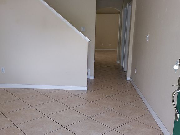 3rd image of 148 Sura Blvd