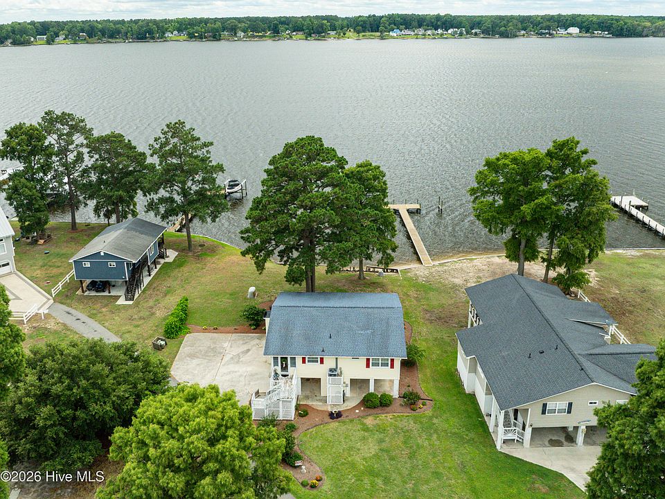 1st image of 22 Oak Point Road