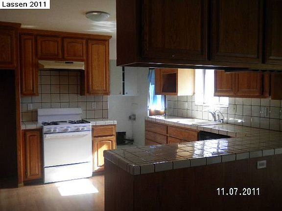 2nd image of 716-010 E High Way #395