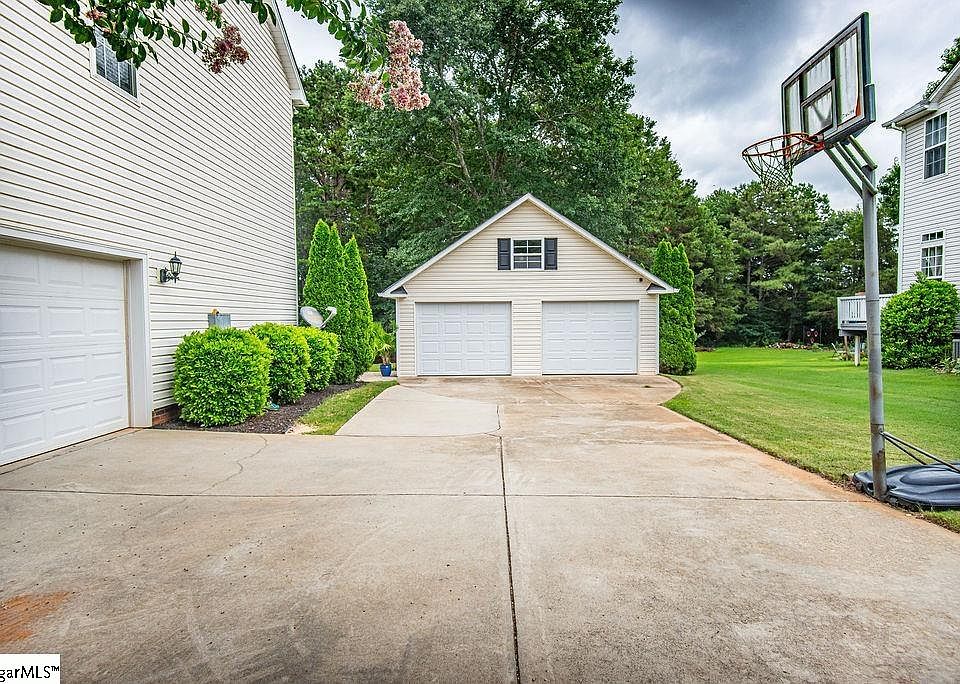 120 Hartwick Ln, Fountain Inn, SC 29644 MLS 1477392 Zillow