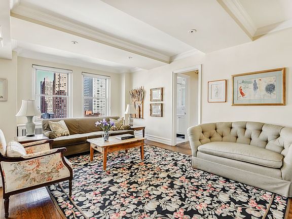 2nd image of 425 E 86th St #11DE