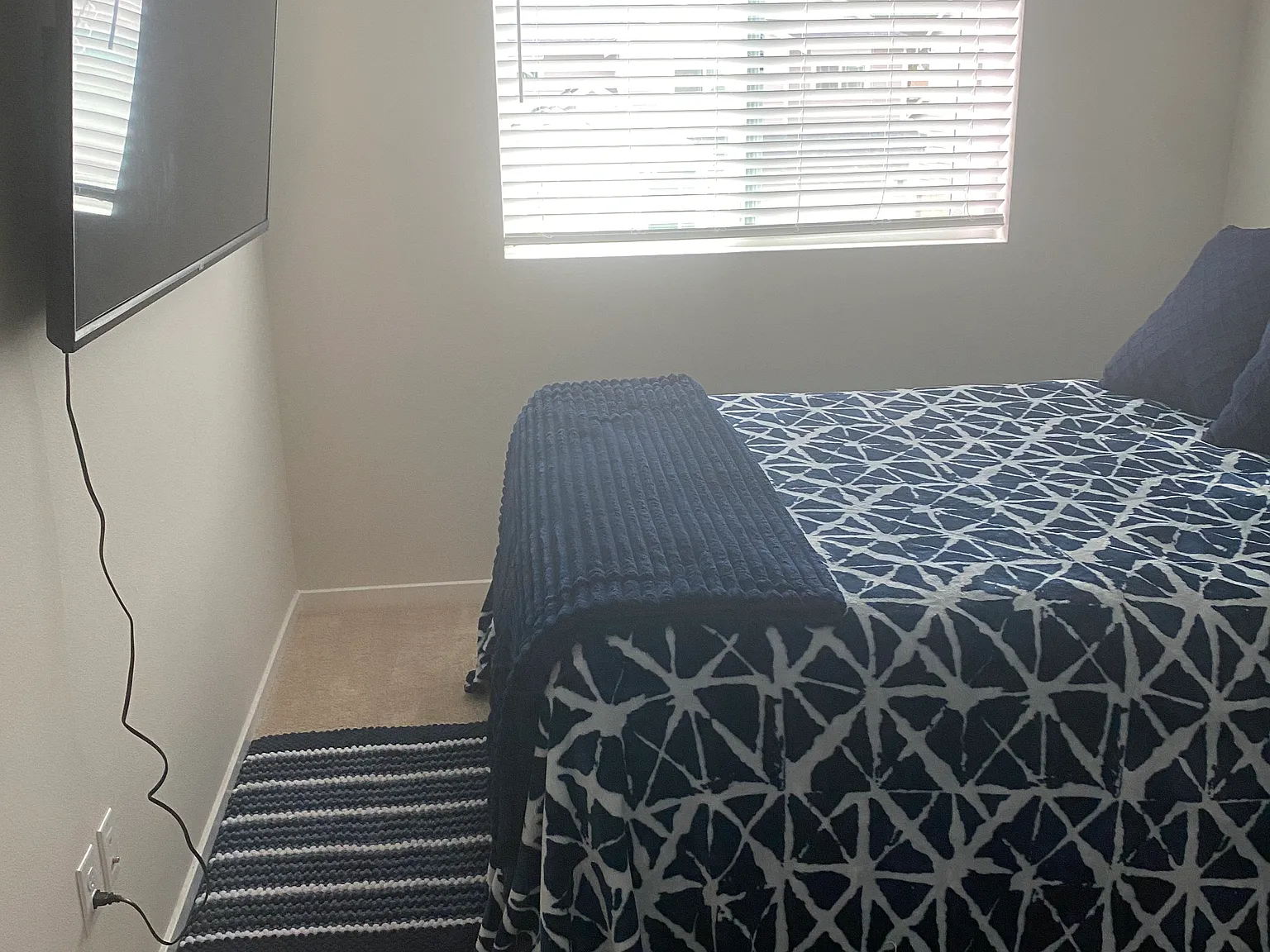4 bed, 1916 sqft, $1,400 — Photo 4