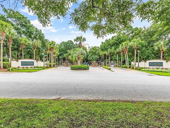 2nd image of 122 Vista Del Mar Ln. #2-403