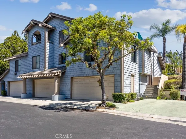 6641 Pine Bluff Dr, Whittier, CA 90601