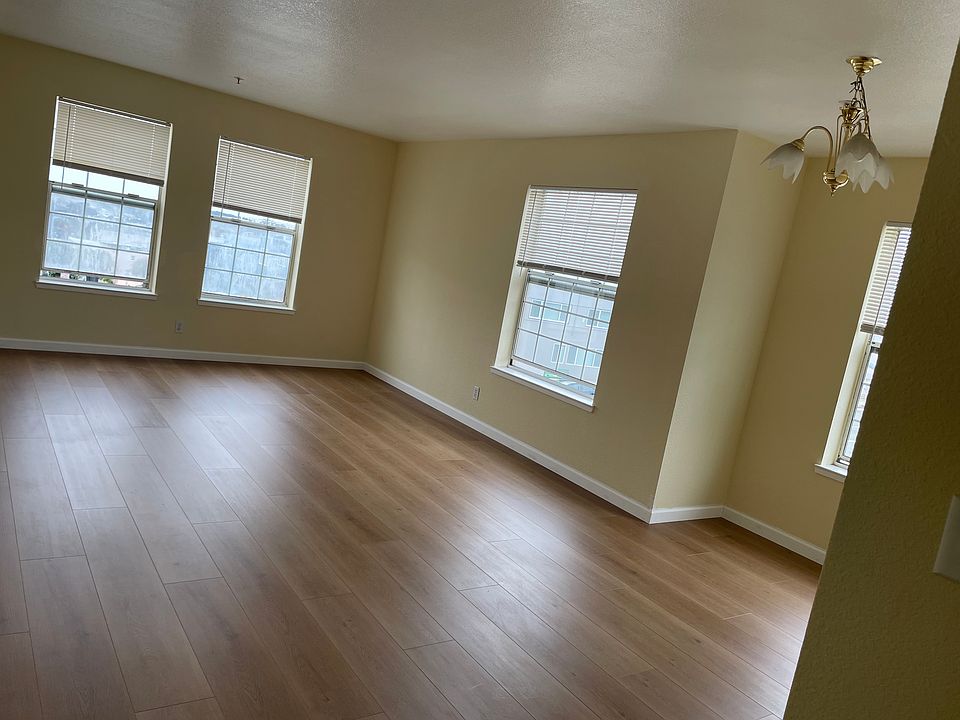 1st image of 6801 Mission St APT 206