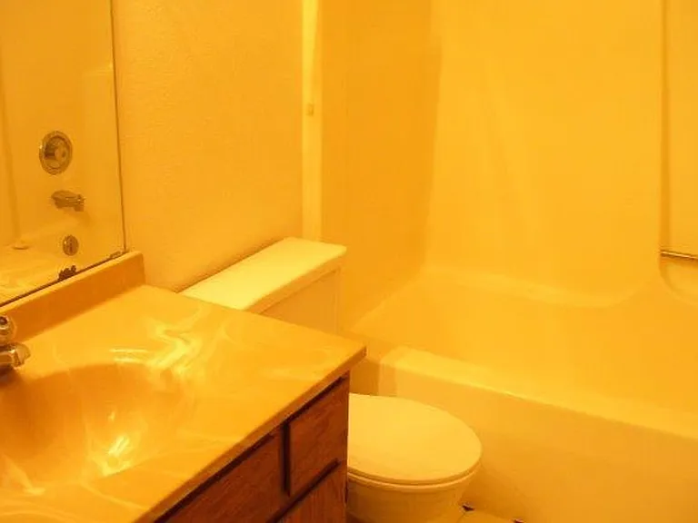 203 Ski Ct #H — Photo 10