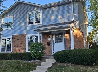 4147 Continental Dr, Waukegan, IL 60087