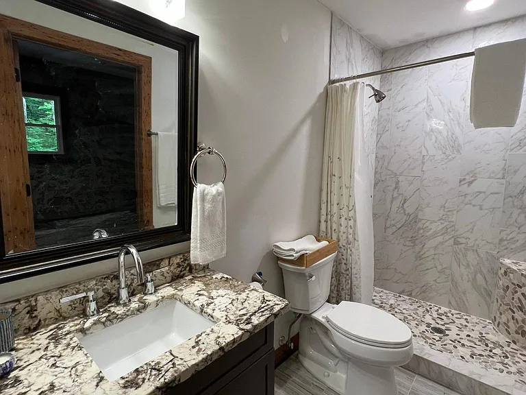 701 Berry Rd — Photo 14