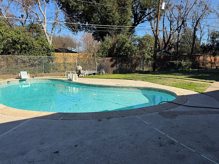 4616 Sandra Lynn Dr — Photo 24