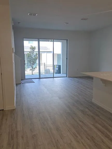 2613 Olympic Ct — Photo 3