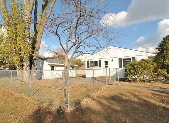 2nd image of 7820 61st Ave N