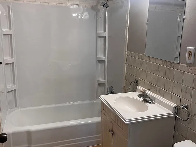 1012 Bridge Ave — Photo 6