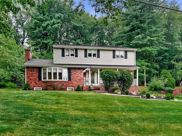 107 Windgate Dr, Wexford, PA 15090