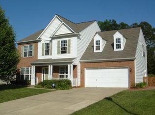 15823 Gathering Oaks Dr, Huntersville, NC 28078