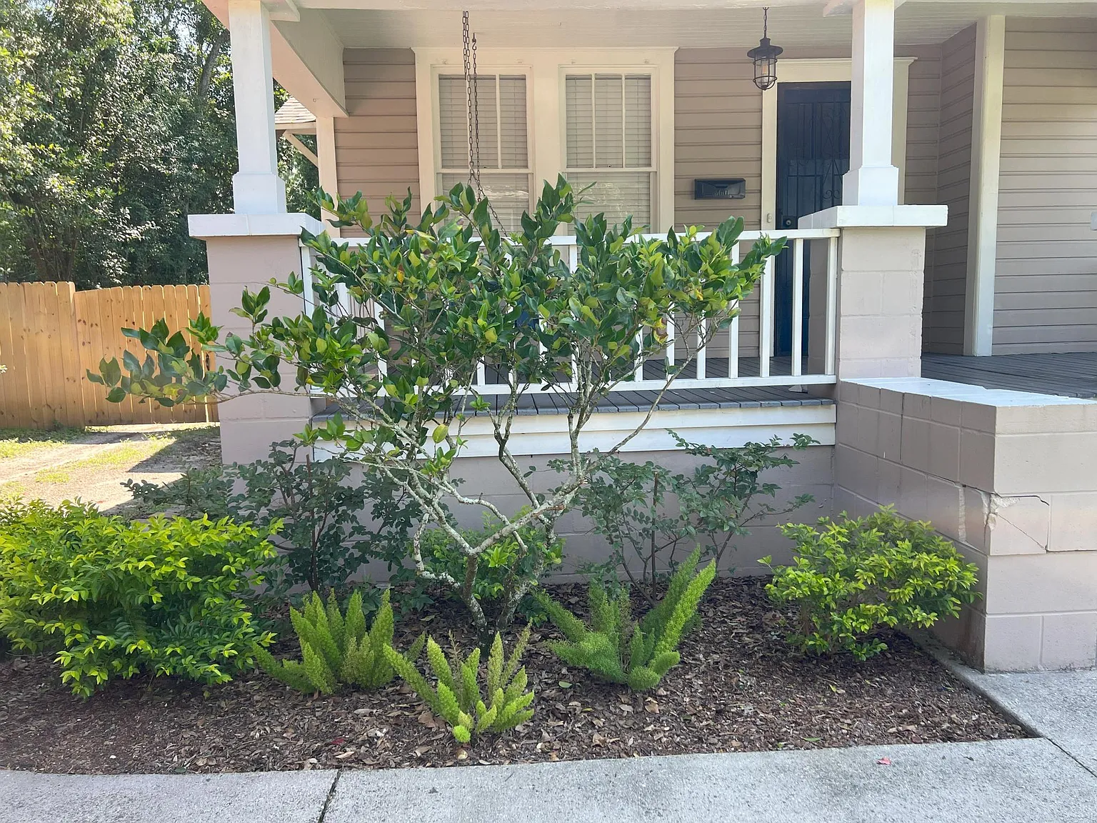 3 bed, 1324 sqft, $1,700 — Photo 4