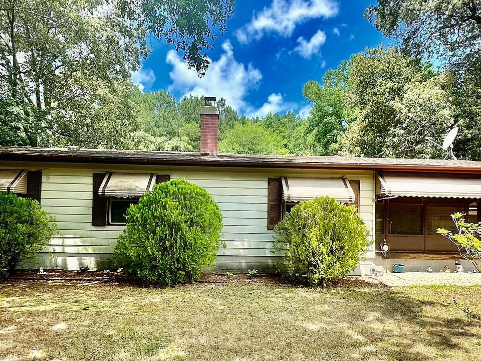 1st image of 30878 Chestnut Dr
