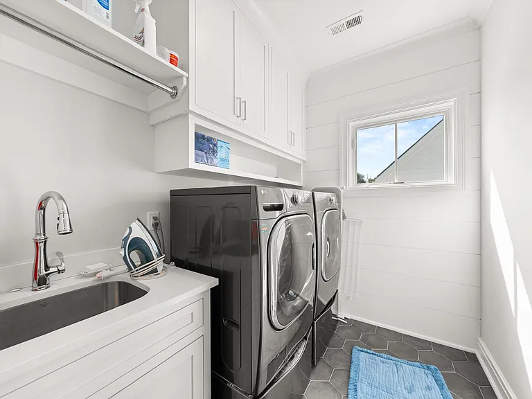 Bauer Place Ext — Photo 12
