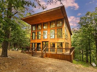 136 Gnarly Maple Trl, Broken Bow, OK 74728