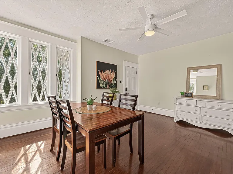 324 W Alabama St #2 — Photo 3