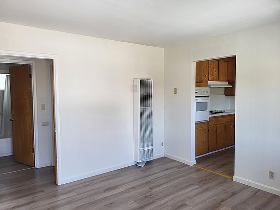 4th image of 822 Opal Dr APT 4