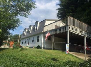 44 Sonny Dr, Hazard, KY 41701