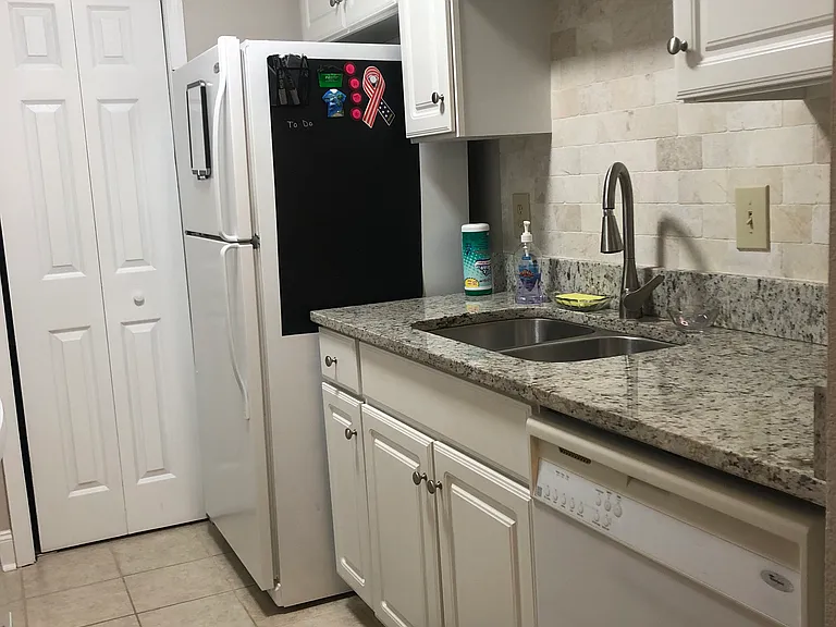 3565 Sable Palm Ln #D — Photo 4