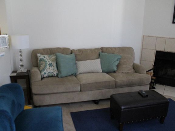3rd image of 1713 Barrington Ct