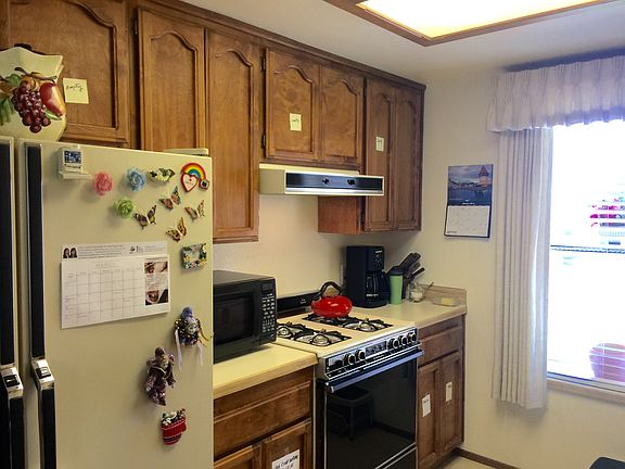 3rd image of 8208 Florintown Way