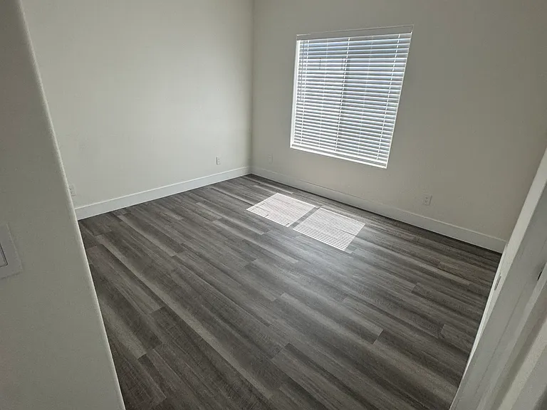 4587 Shetland Ln — Photo 12
