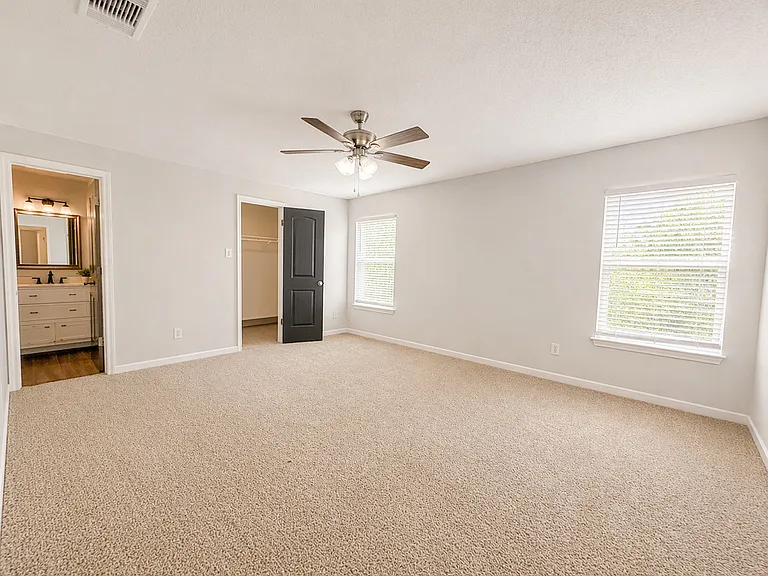 11418 Fort Wyne Dr — Photo 14