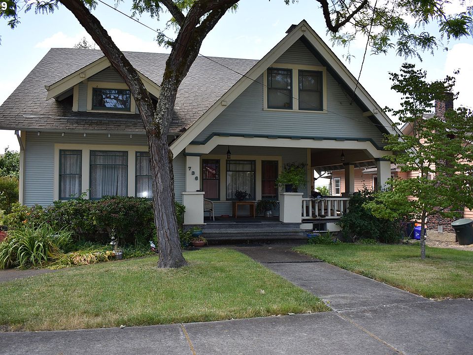1st image of 736 SE Chadwick St