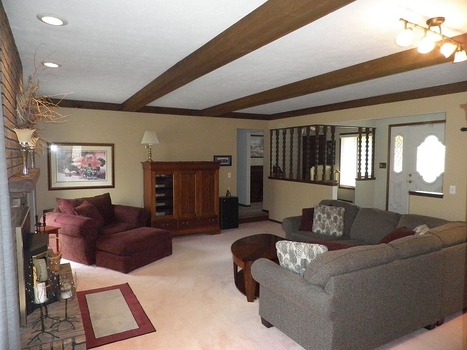 1st image of 9986 Covewood Ct