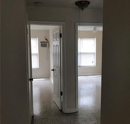 4th image of 709 8th St Unit A