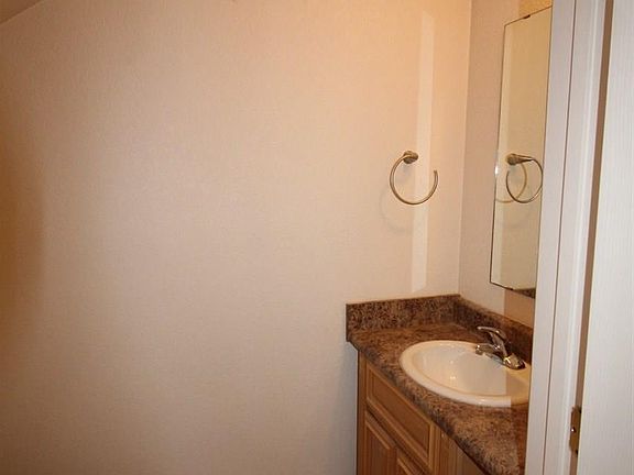 5th image of 6252 Hamilton Bridge Rd #C