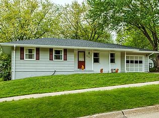 411 N K St, Indianola, IA 50125