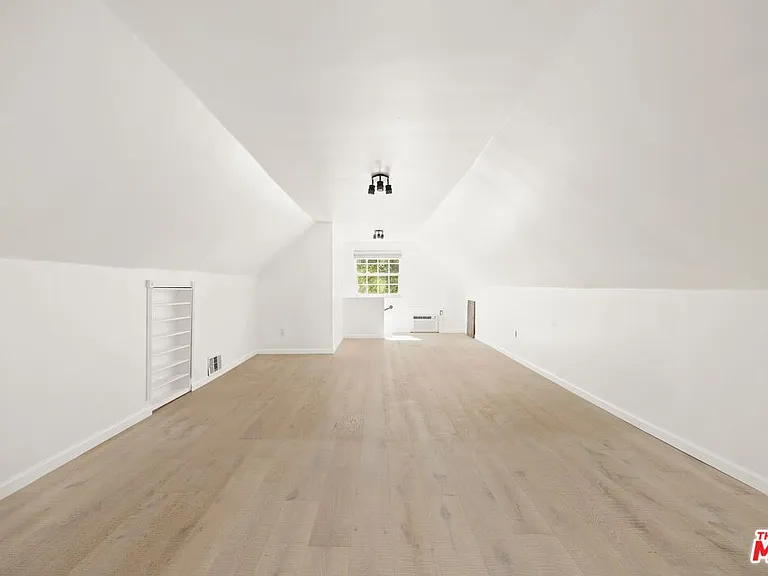 4309 Gentry Ave — Photo 33