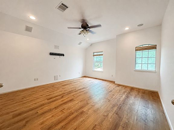 5th image of 1503 Rimstone Dr