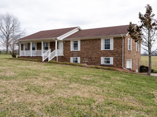 329 N Main St, Erin, TN 37061