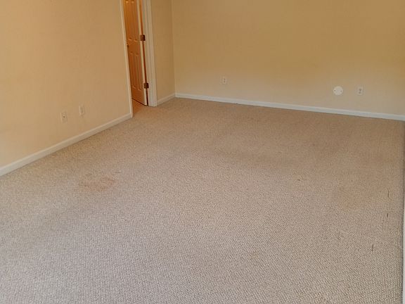2nd image of 297 Wiltshire Dr