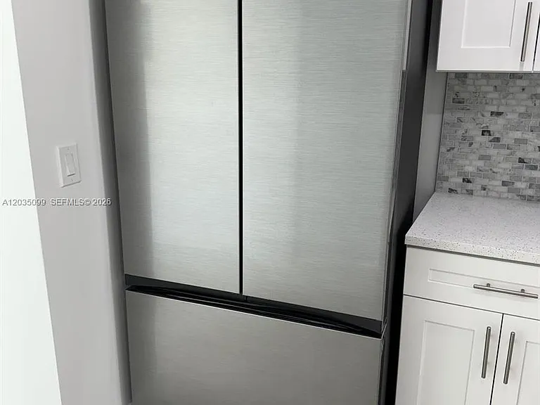 4028 SW 49th Ct — Photo 12